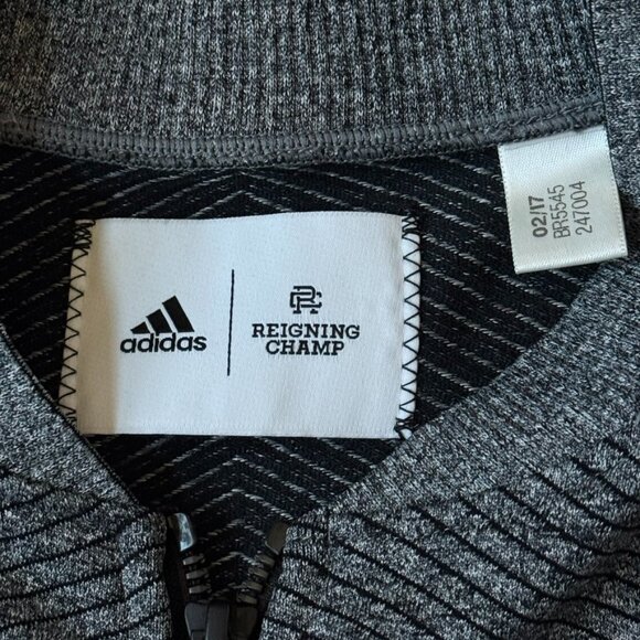 Adidas Reigning Champ Womens M Gray Bomber Jacket Chevron Stripe Primeknit Zip - Picture 3 of 5